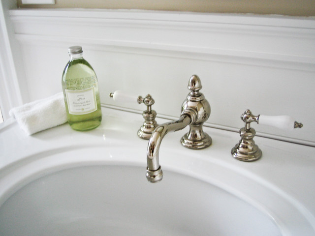 HISTORIC MASTER BATH american-traditional-bathroom