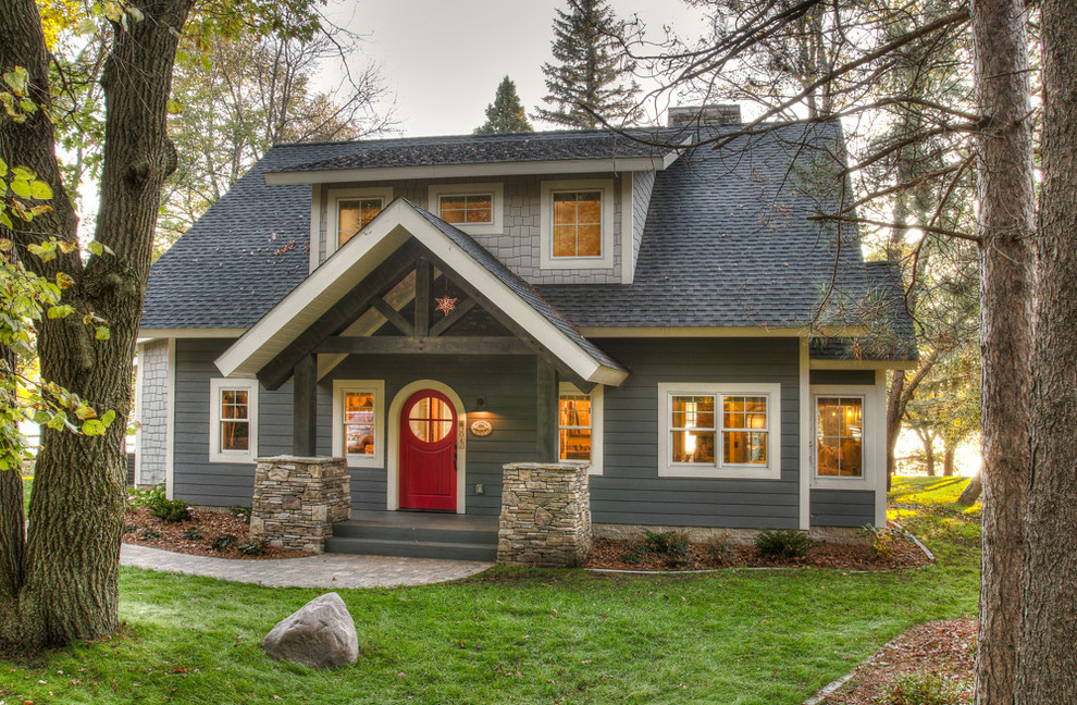 Design ideas for a traditional exterior in Minneapolis.