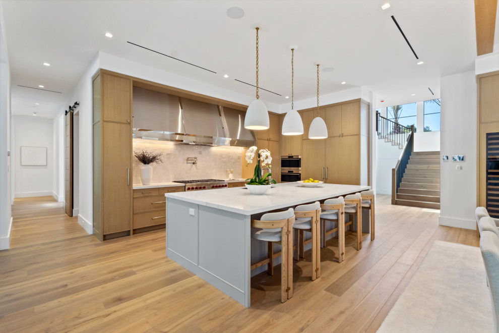Inspiration for a transitional kitchen remodel in Miami