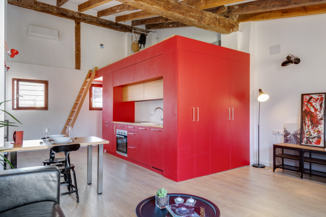 Caja roja modern-vardagsrum