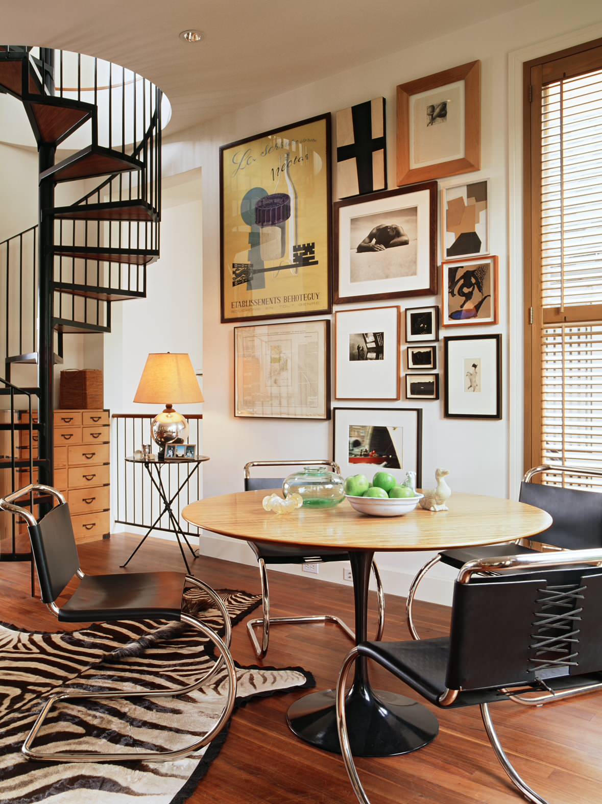 How To Choose Art For Dining Room