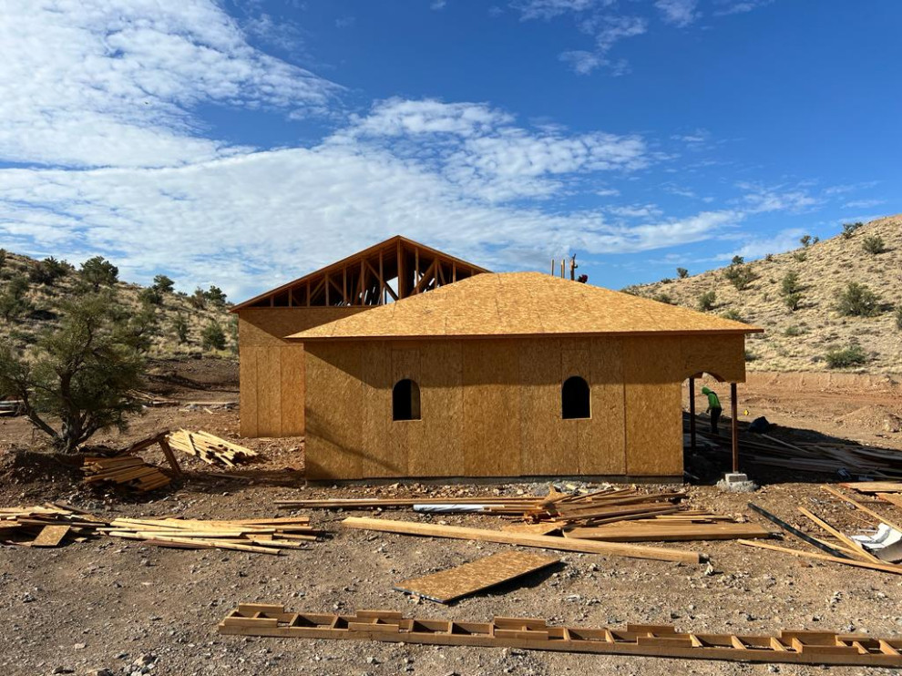CASTILLO DE LE SERENDIPIA, N Randolph Rd / Custom New Home