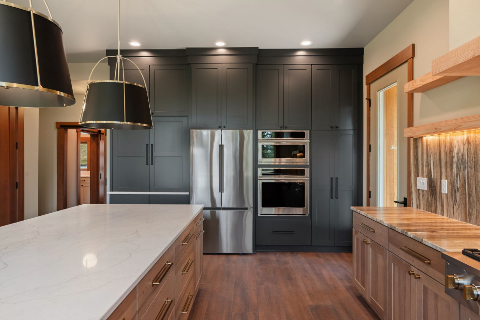 Kitchen - kitchen idea in Seattle