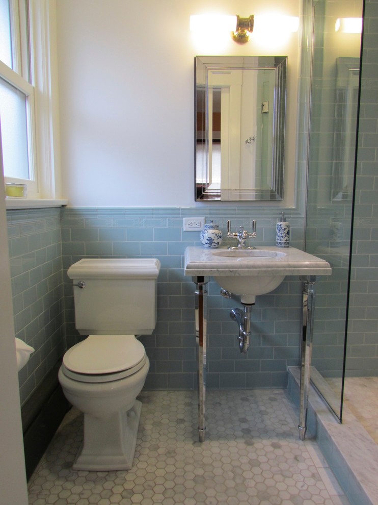Inspiration for a small traditional 3/4 bathroom in Chicago with a console sink, marble benchtops, an alcove shower, blue tile, ceramic tile, marble floors, a two-piece toilet, white walls, grey floor and a hinged shower door.