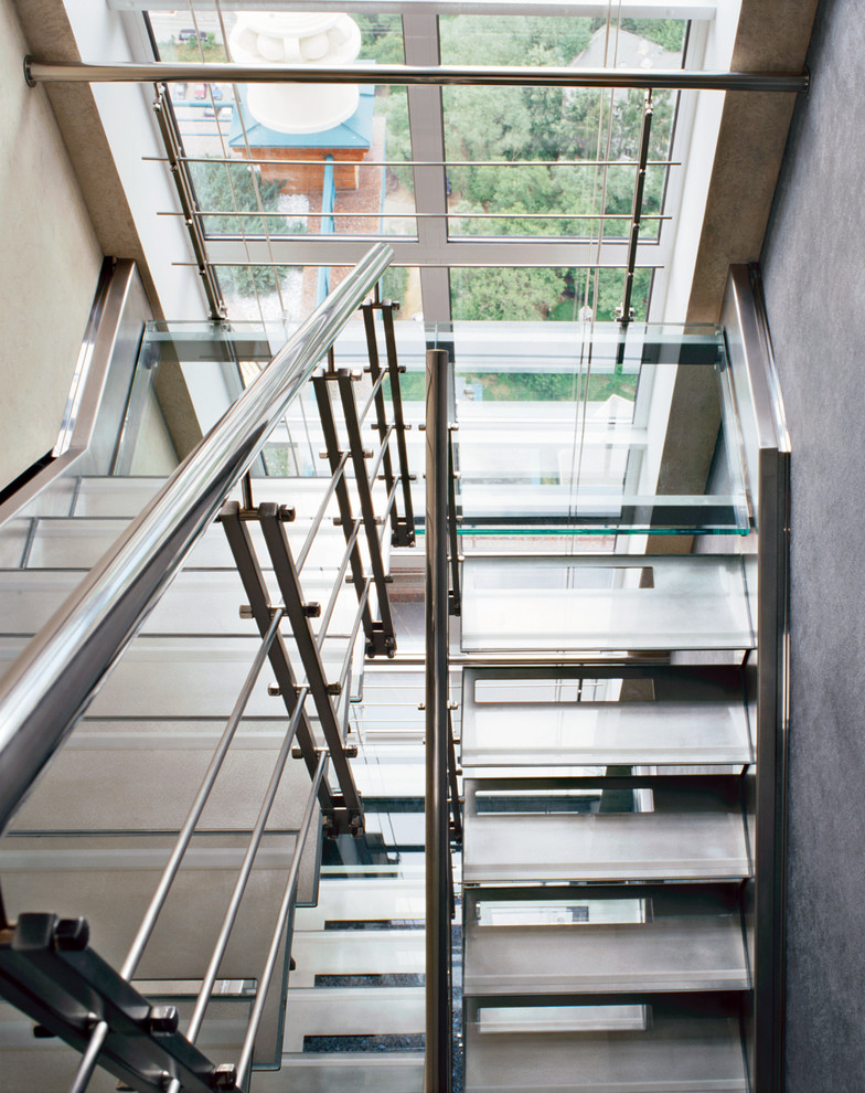 ТРЕХУРОВНЕВЫЙ ПЕНТХАУС В СТИЛЕ ХАЙ-ТЕК