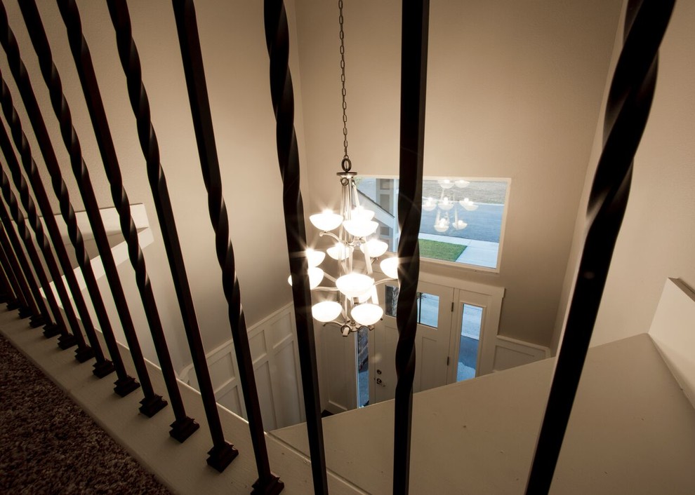 Transitional home design photo in Austin