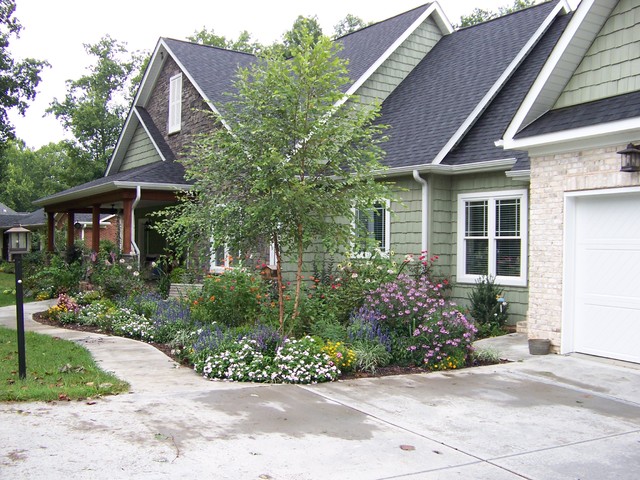 home exterior landscapingimage