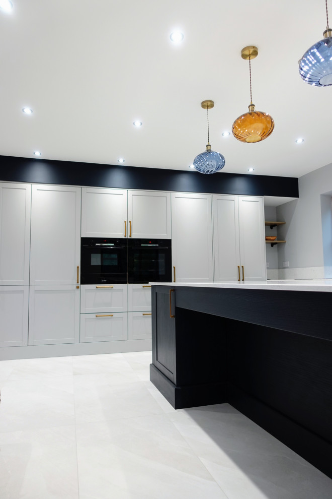The Bilton Kitchen II - Hanby - RRP £38,000 - Luxe Price £32,300