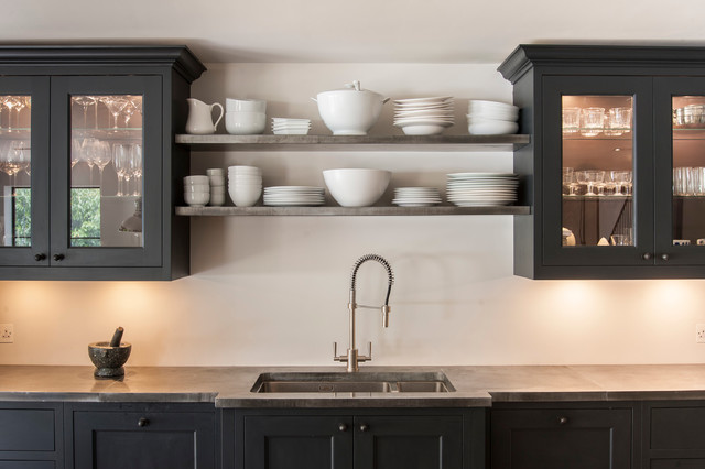 Cobham in-frame bespoke Kitchen klassisch-modern-kueche