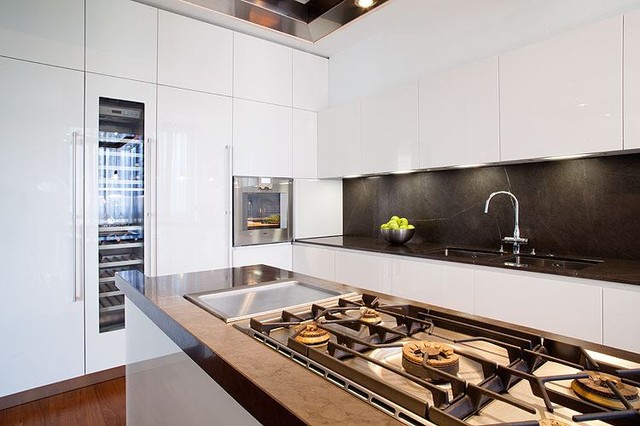 Cucina a Mariano Comense contemporary-kitchen