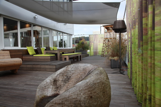f33 rustic-deck