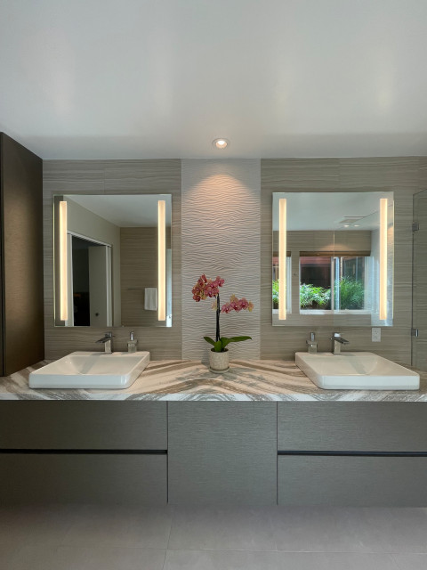 MASTER BATHROOM contemporary-bathroom
