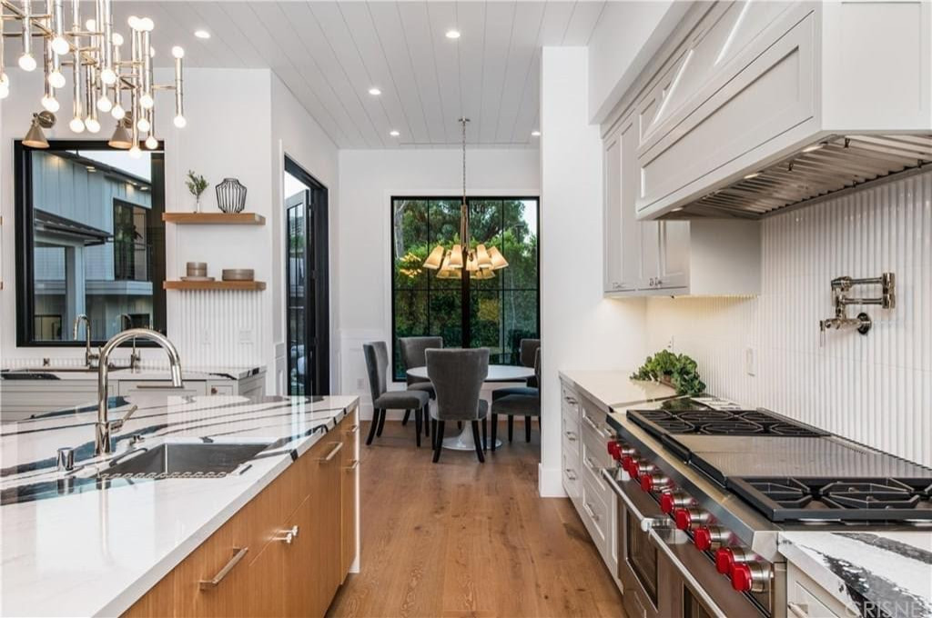 Modern Kitchen Remodels