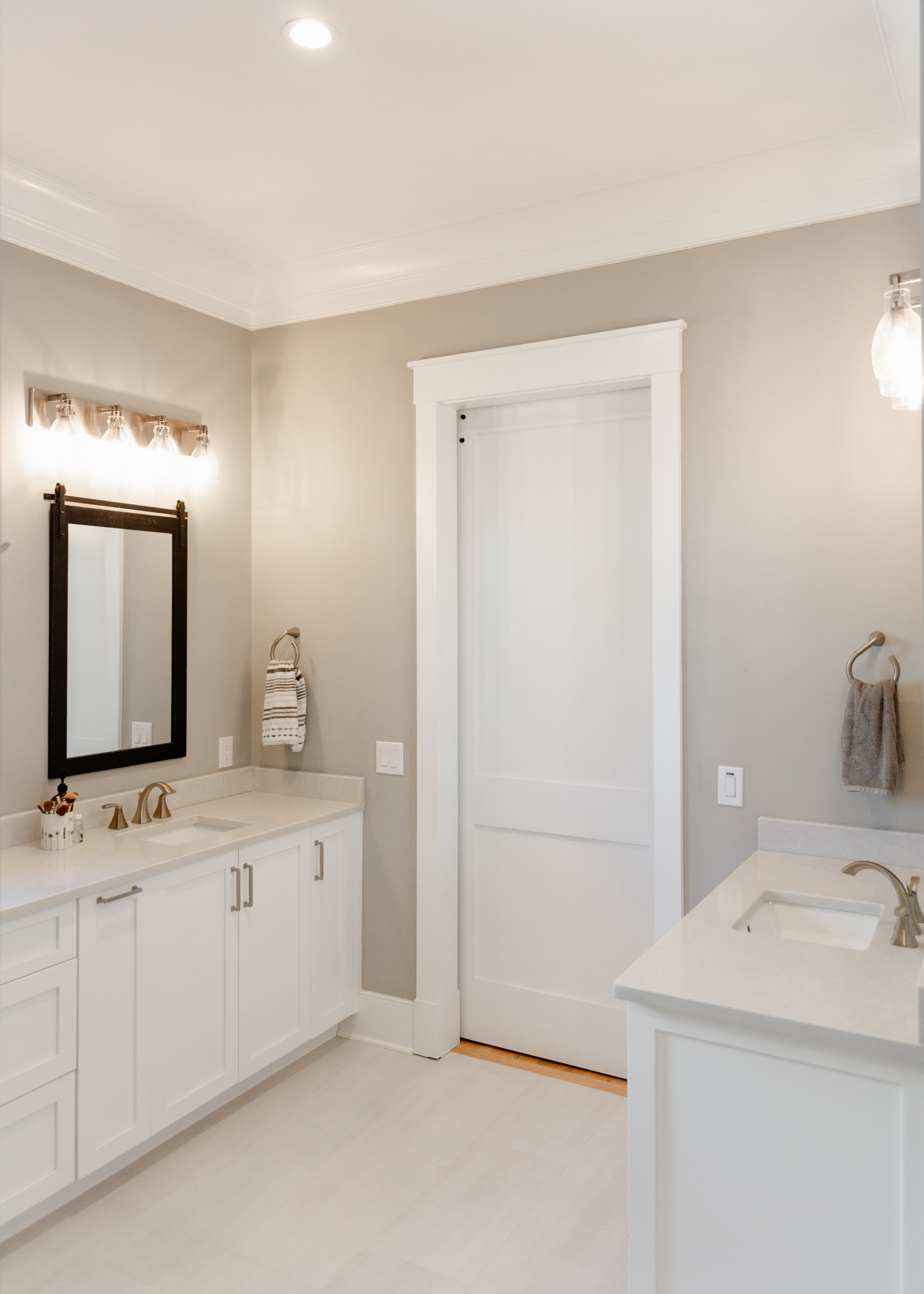 Dual Vanities