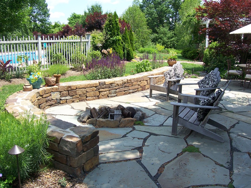 Mountain style home design photo in Philadelphia