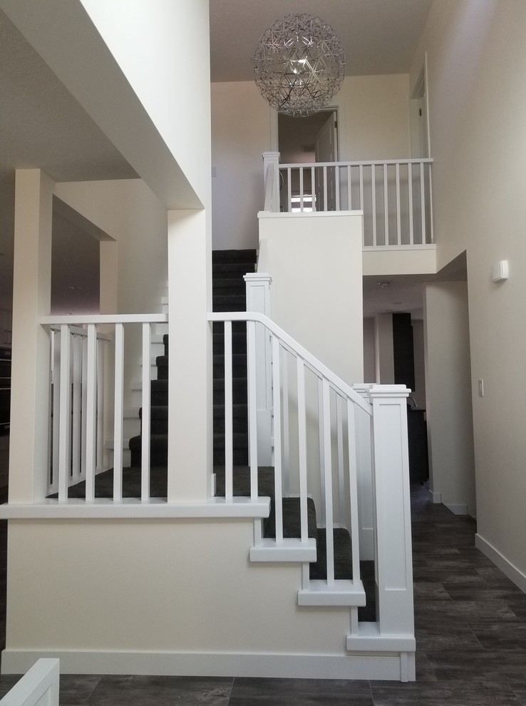 Home design - transitional home design idea