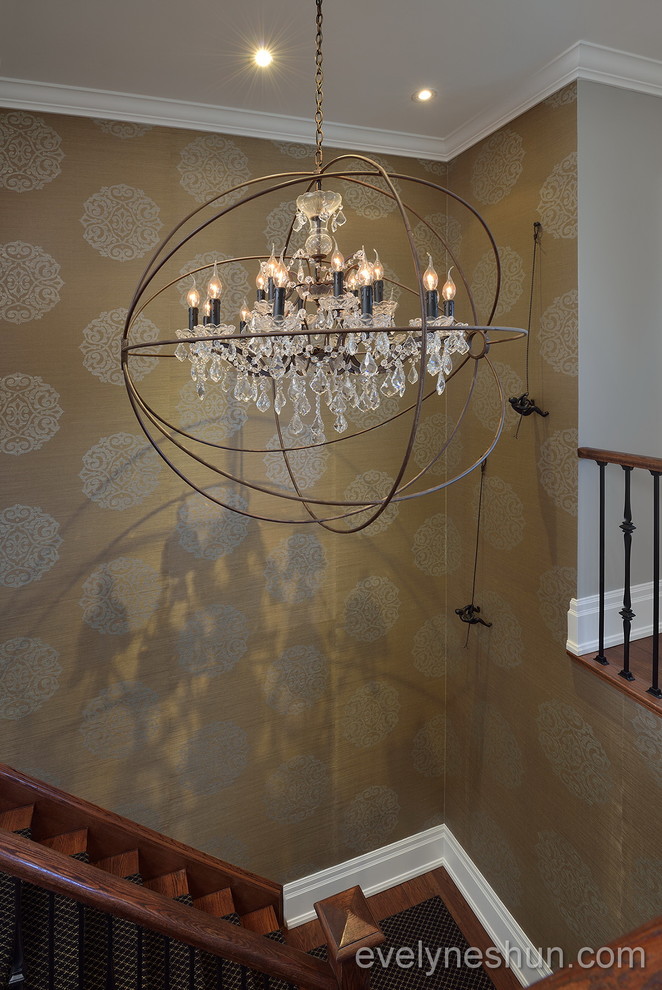 Example of a transitional home design design in Toronto