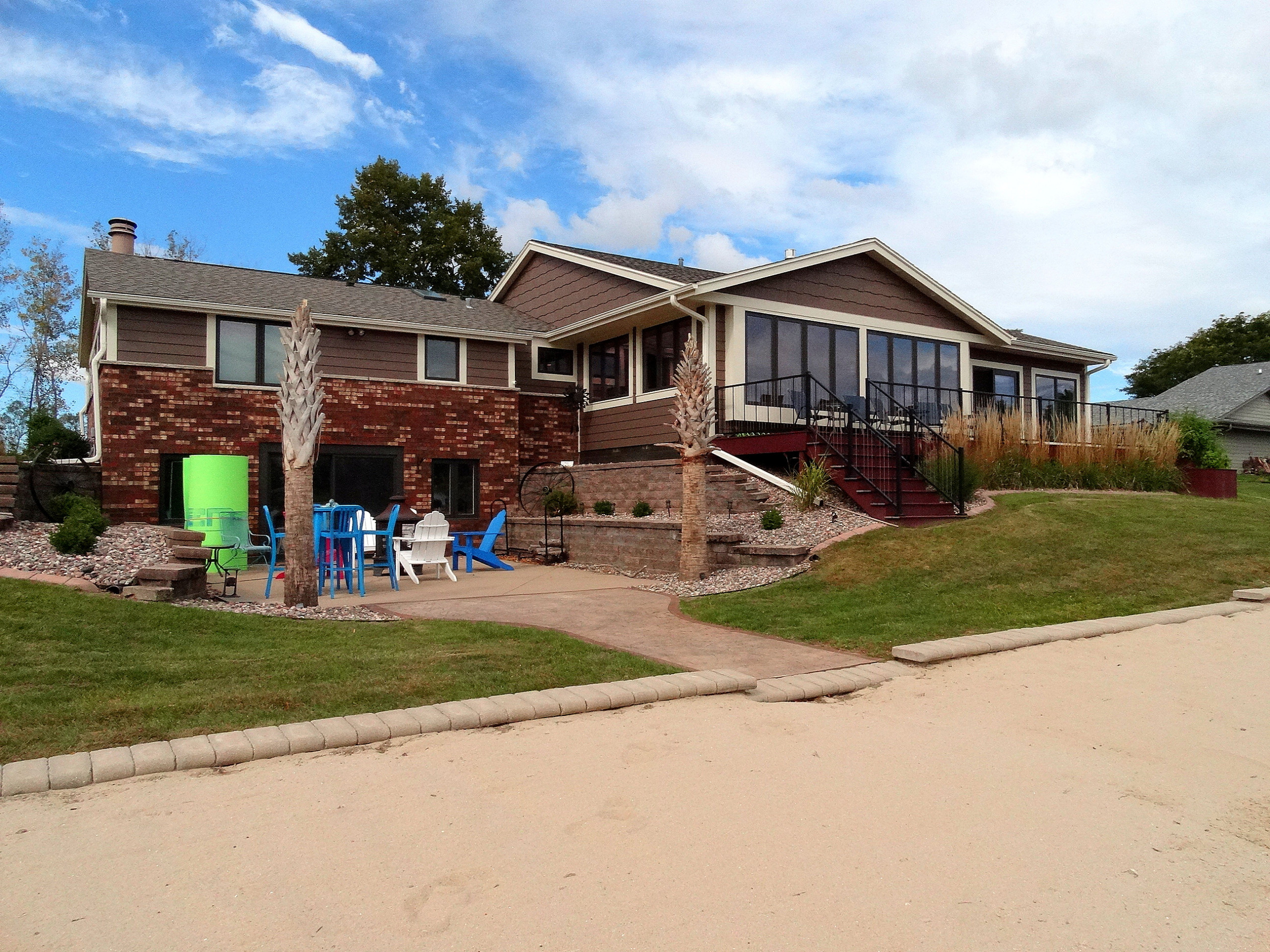 Muskego Residence - Exterior and Sun Room Addition