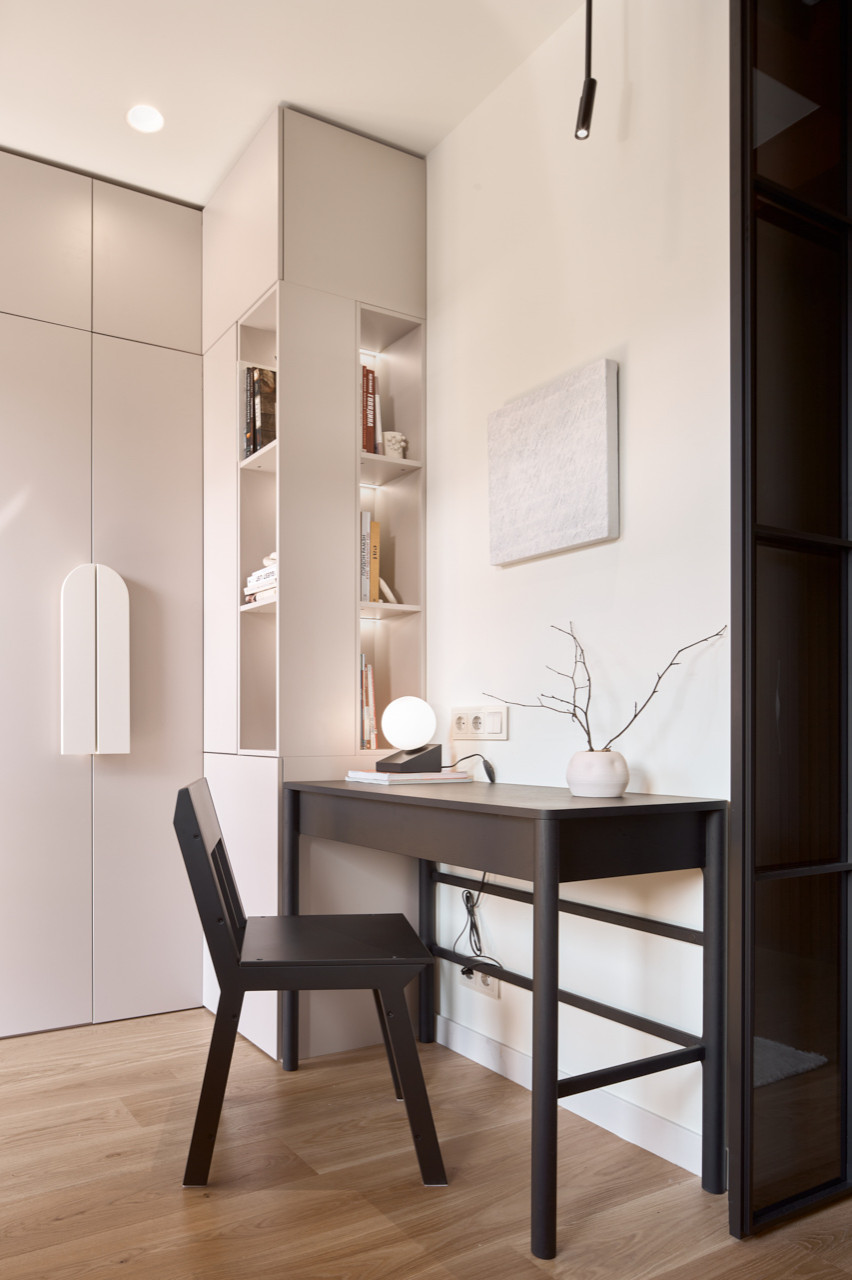 Спальня с багровым порталом