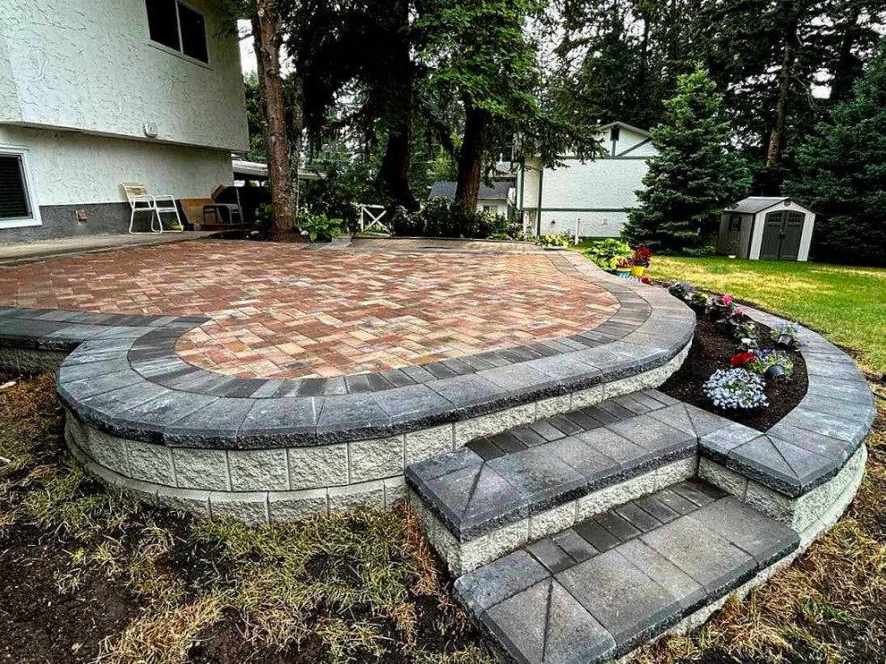 Muir Patio