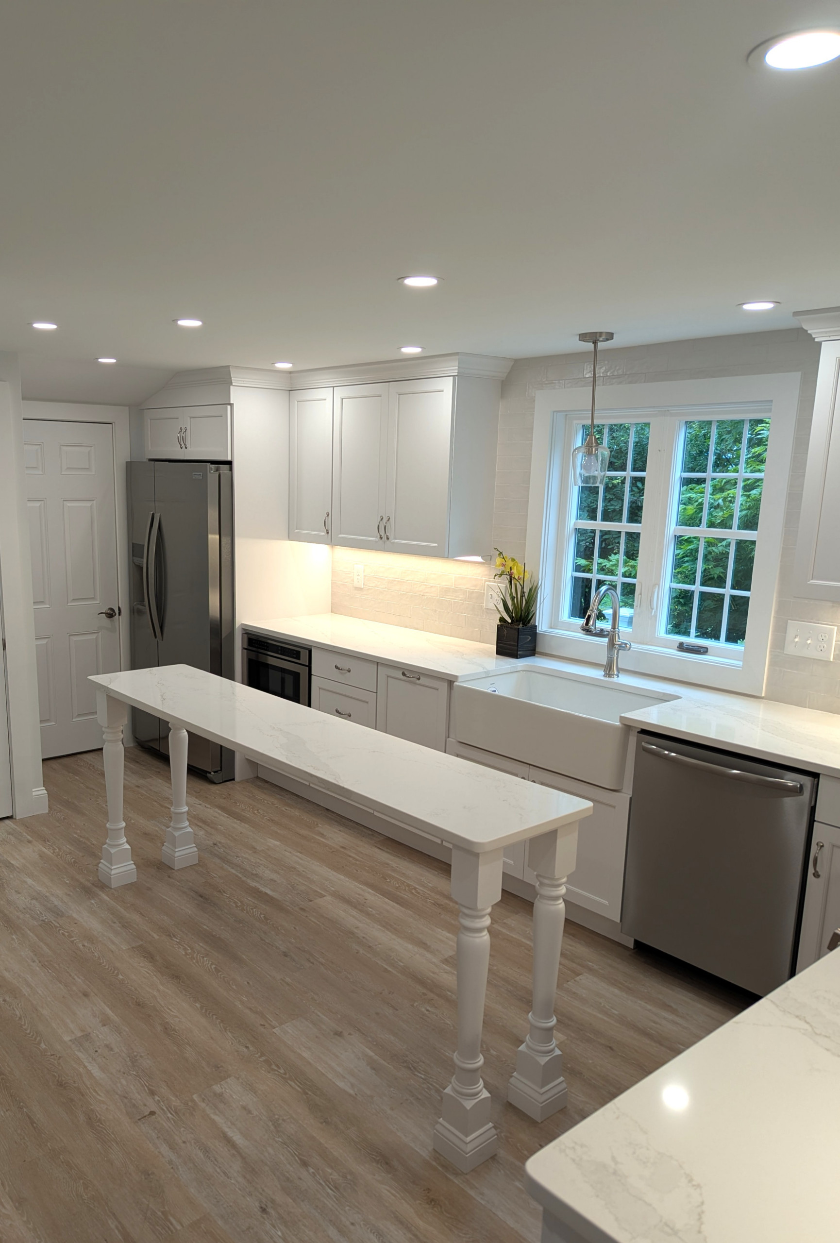 Custom Kitchen & Island