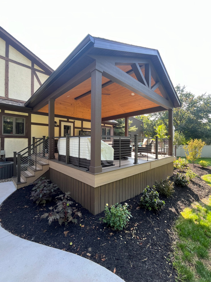 Munroe Falls Exterior Living