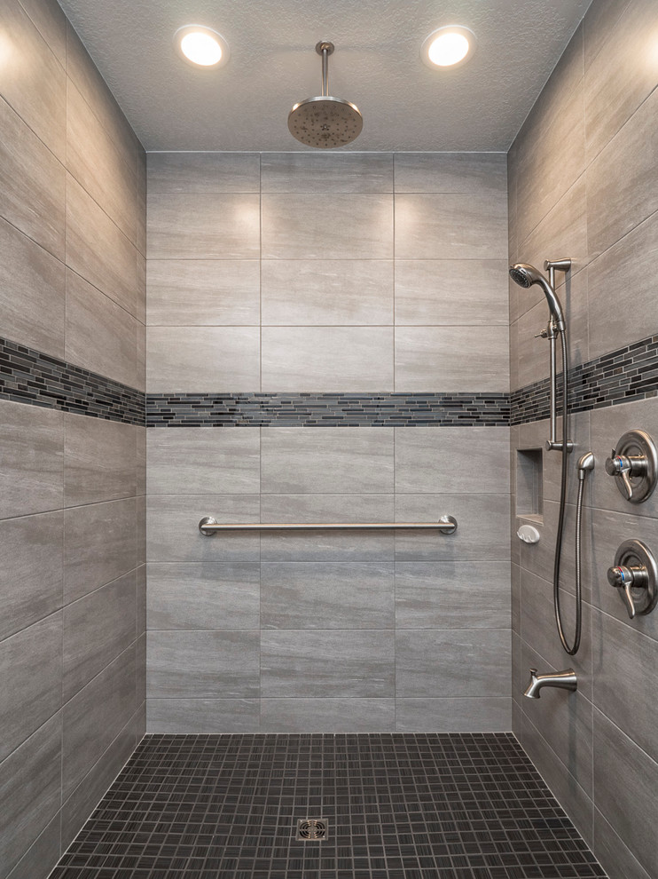 Madera Bathroom and Laundry Room Renovation Gainesville, Florida