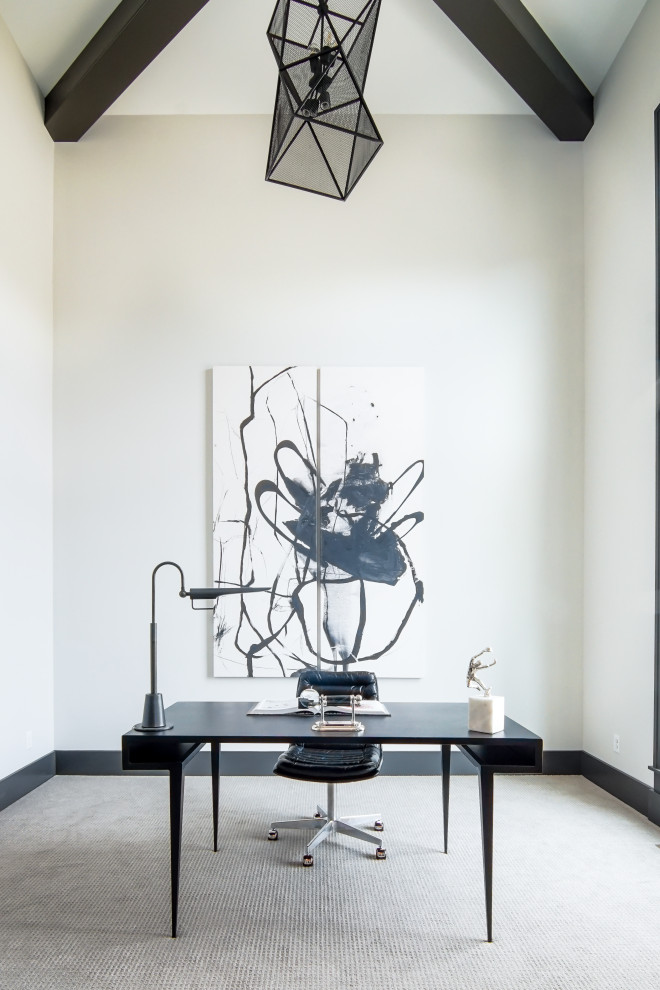 Inspiration for a transitional home design remodel in Cleveland