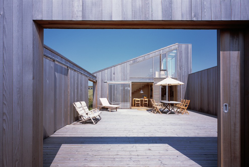 Inspiration for a scandinavian home design remodel in Aarhus