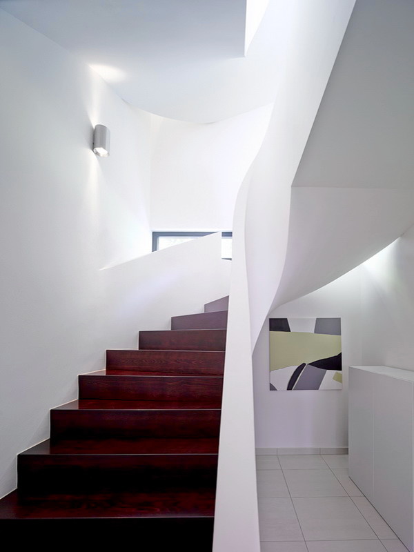 This is an example of a contemporary staircase in Stuttgart.