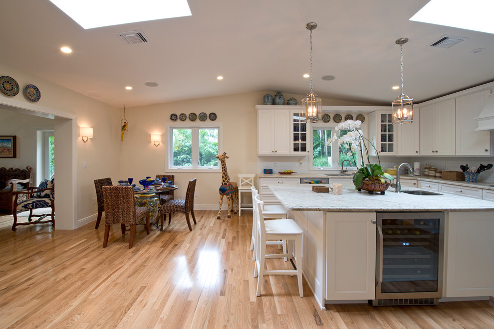 Inspiration for a transitional kitchen remodel in Miami