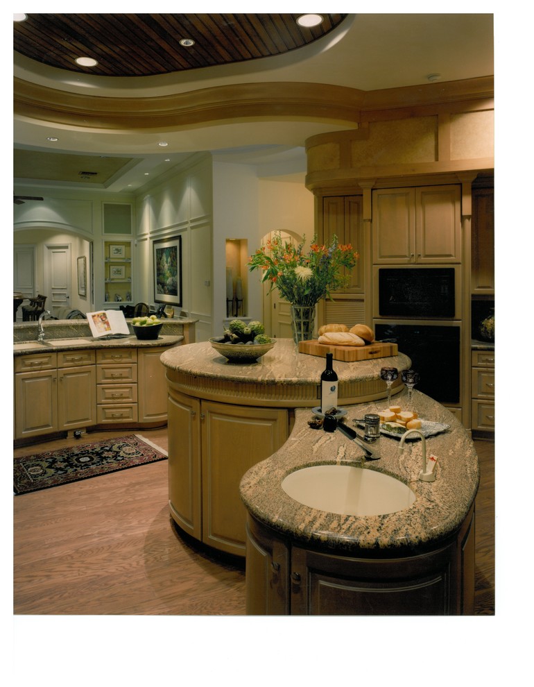Inspiration for a transitional kitchen remodel in Miami
