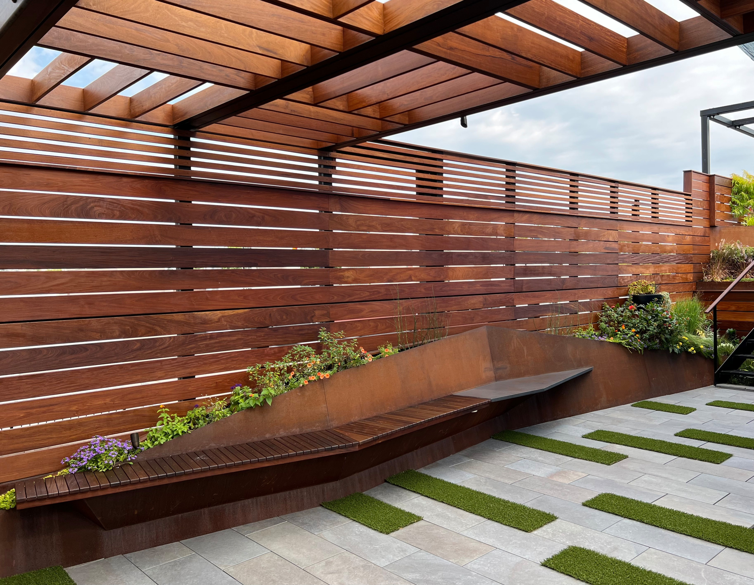 Borough Park Modern Rooftop