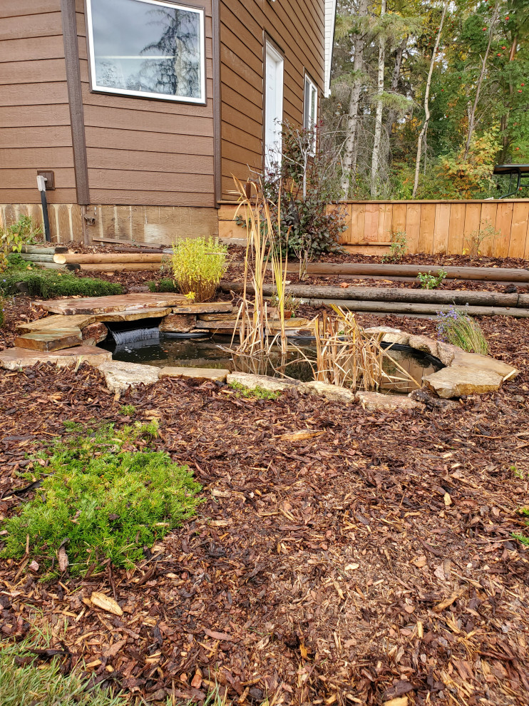 Home design - rustic home design idea in Calgary