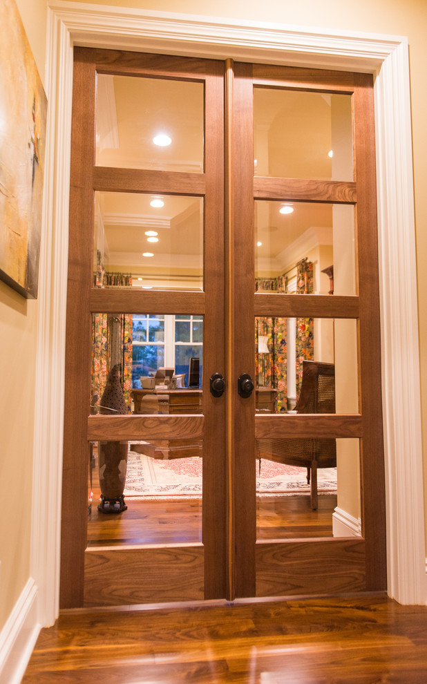 Inspiration for a transitional home design remodel in Wilmington
