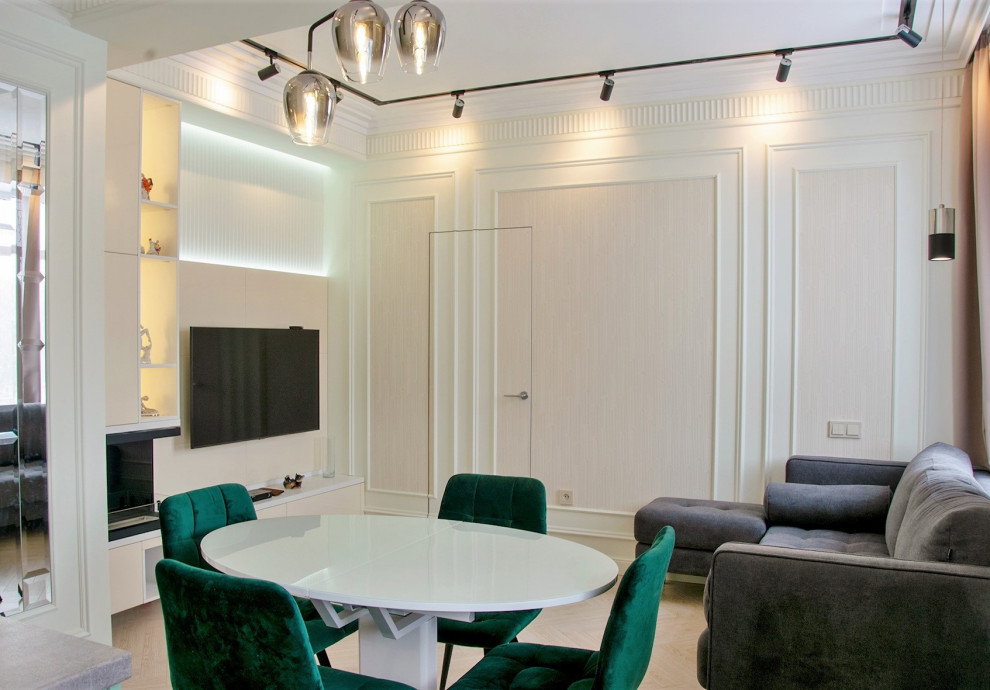 Реализованный проект кухни - гостиной площадью 18 м2.