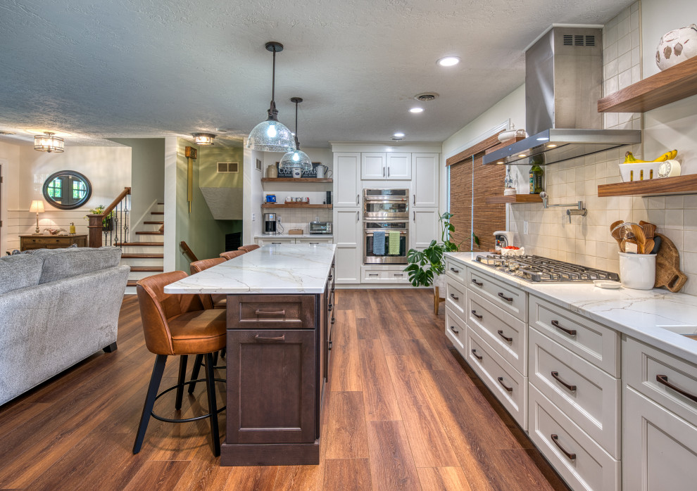 Kitchen - transitional kitchen idea