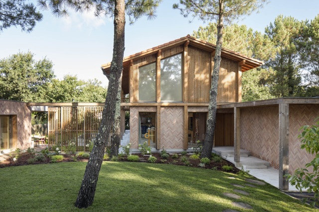 MAISON NURIA contemporaneo-facciata