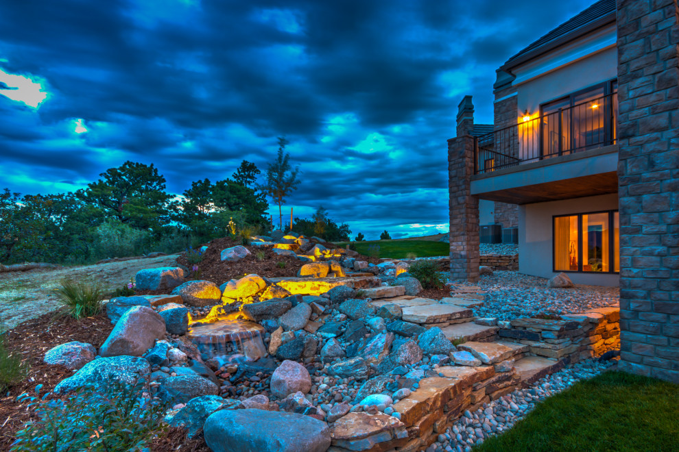 Transitional home design photo in Denver