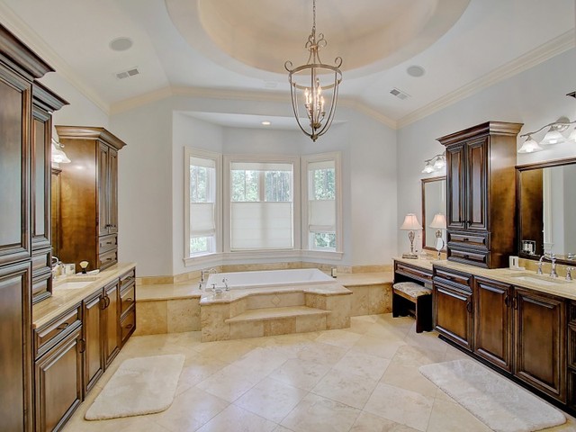 561 Little Barley Lane classique-salle-de-bain
