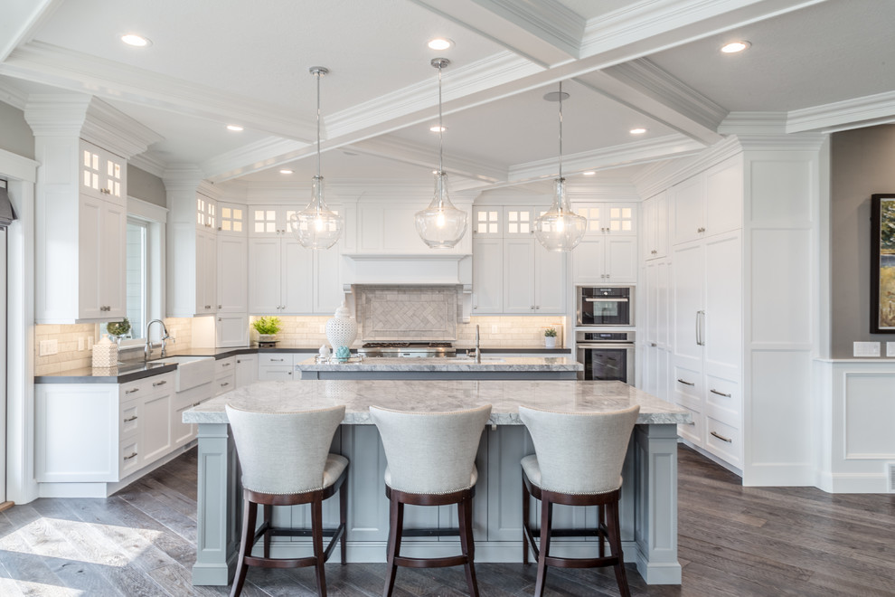 Elegant kitchen photo in Salt Lake City