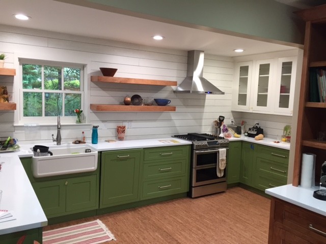 Kitchen - eclectic kitchen idea in Dallas