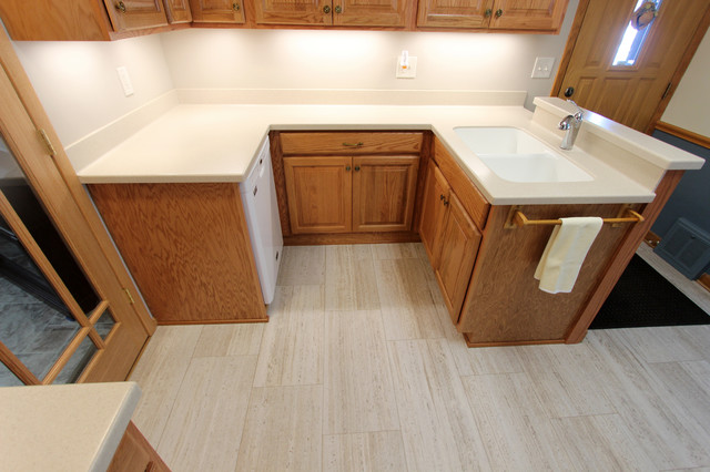 Traditional Kitchen With Corian Countertops Wadsworth Oh