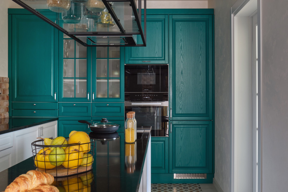 Яркий аутентичный интерьер, создающий иллюзию загородного дома