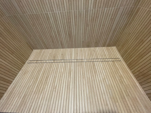 Large format tile work minimalistisch-badezimmer