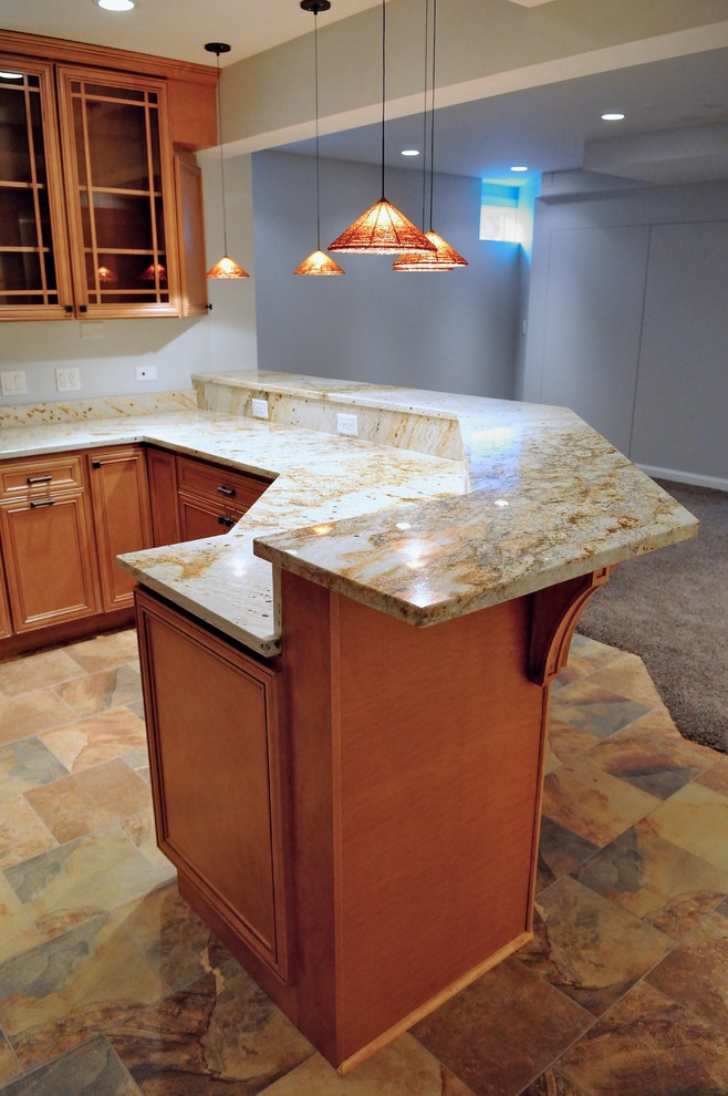 Transitional kitchen photo in Chicago