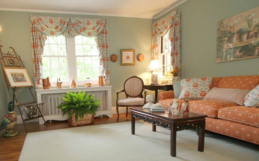 This is an example of a traditional living room in Bridgeport.