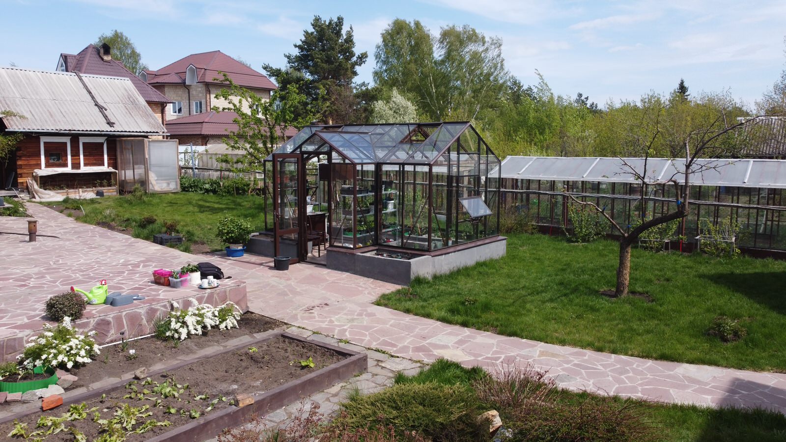 Т-образная теплица