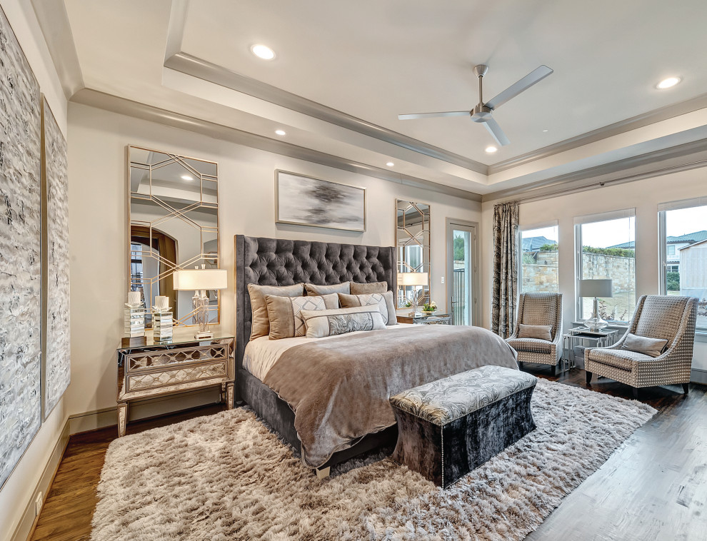Photo of a transitional bedroom in Dallas.