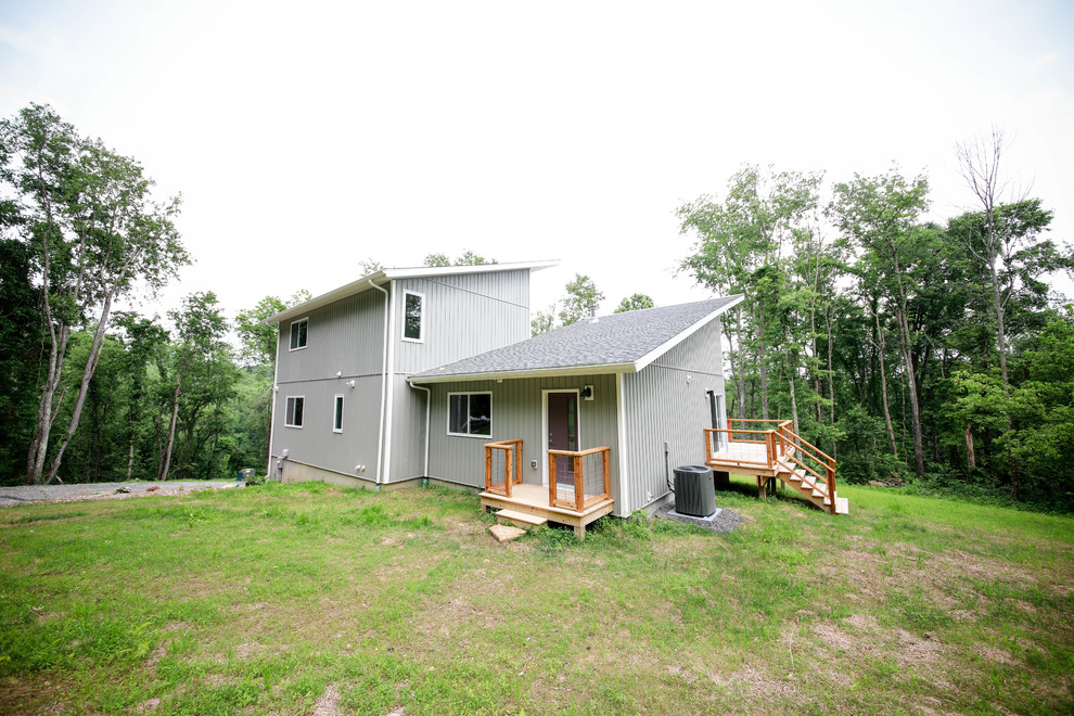 Custom Home: New Construction in Maidsville